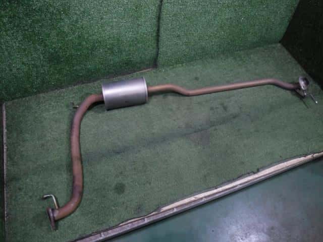 Exhaust Center Muffler HONDA Fit 2010 DBA-GE6 — photo 1