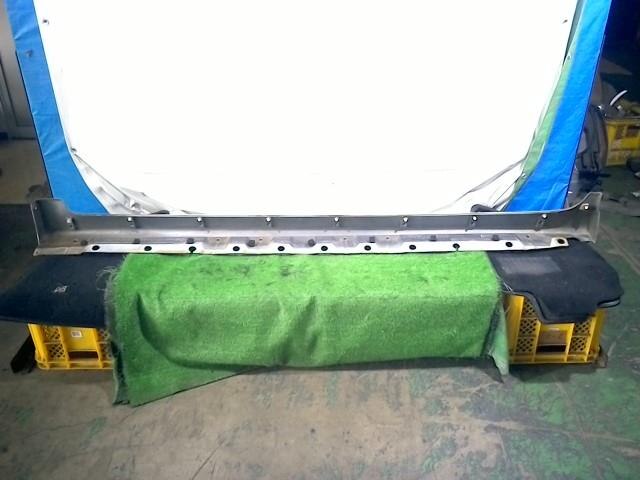 Right Side Step TOYOTA Wish 2005 DBA-ANE11 — photo 3