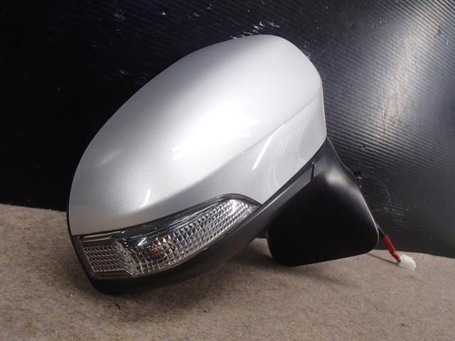 Right Side Mirror TOYOTA Porte 2012 DBA-NCP145 — photo 4