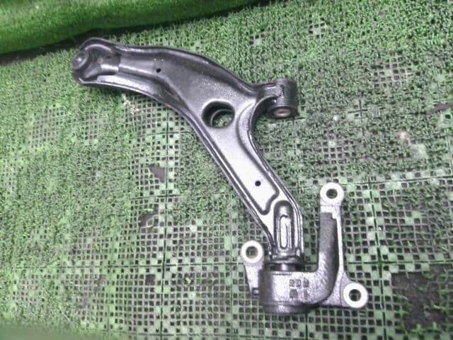 Front Right Lower Control Arm HONDA Airwave 2005 DBA-GJ1 — photo 3