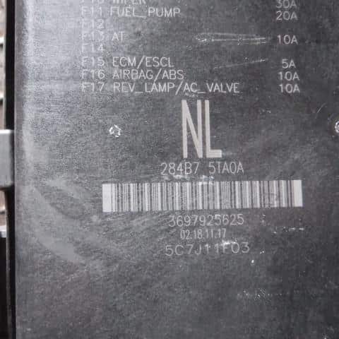 Fuse Box NISSAN Serena 2018 DAA-GFNC27 — photo 2