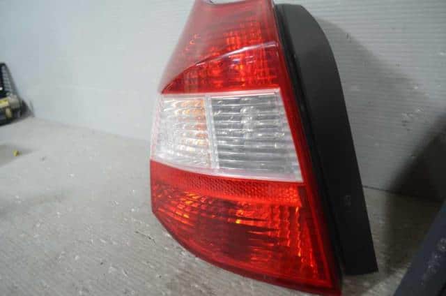 Right Tail Light BMW Bmw 2005 UF120 63 21 6 924 501 63 21 6 924 502 — photo 4