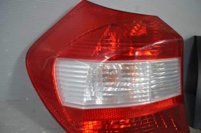 Right Tail Light BMW Bmw 2005 UF120 63 21 6 924 501 63 21 6 924 502 — photo 5