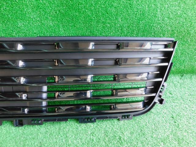 Radiator Grille SUZUKI Spacia 2018 MK53S — photo 5