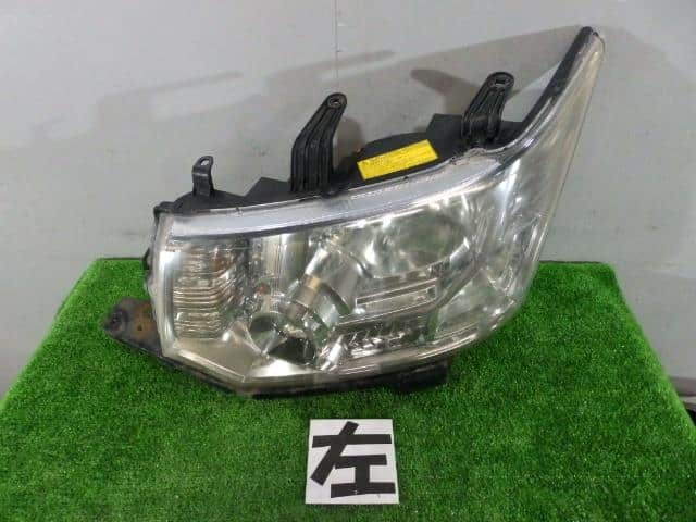 Left Headlight MITSUBISHI Delica D5 2008 DBA-CV5W — photo 1