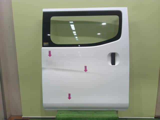 Rear Right Door Assembly NISSAN Nv350 — photo 1