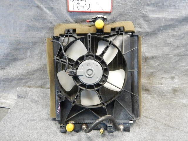 Radiator TOYOTA Passo 2014 DBA-KGC30 — photo 2
