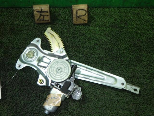 Rear Left Door Regulator NISSAN Note 2005 DBA-E11 — photo 1