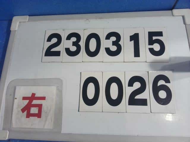 Right Finish Panel TOYOTA Crown 2004 UA-GRS183 8158130170 — photo 4