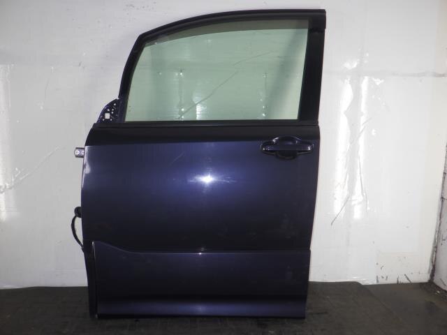 Front Left Door Assembly TOYOTA Noah 2019 DBA-ZRR80 — photo 1