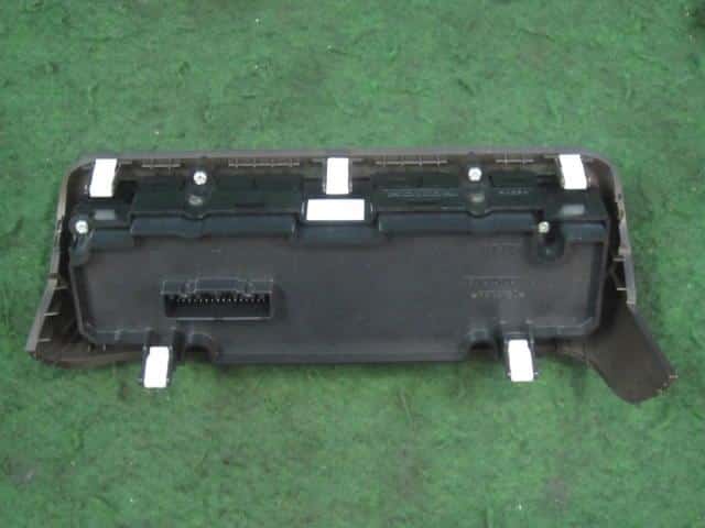 A/C Control Panel HONDA N-wgn 2020 6BA-JH3 — photo 7