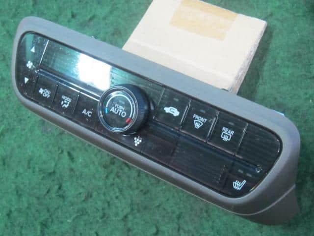 A/C Control Panel HONDA N-wgn 2020 6BA-JH3 — photo 2