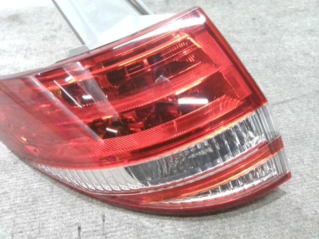 Left Tail Light TOYOTA Estima 2006 DBA-ACR50 — photo 3