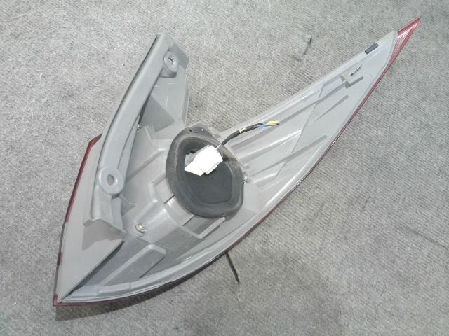 Left Tail Light TOYOTA Estima 2006 DBA-ACR50 — photo 4