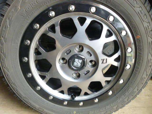 Tire/Wheel Assembly SUZUKI Every 2021 EBD-DA17V — photo 2