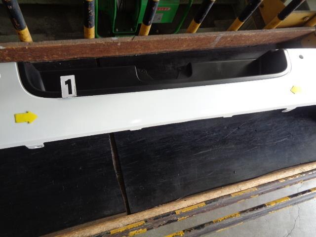 Rear Bumper Face TOYOTA Hiace 2023 3DF-GDH206 — photo 3