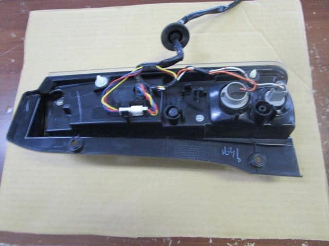 Left Tail Light MITSUBISHI eK Wagon 2010 DBA-H82W — photo 2