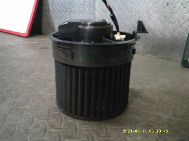 Blower Motor NISSAN Cube 2011 DBA-NZ12 — photo 3