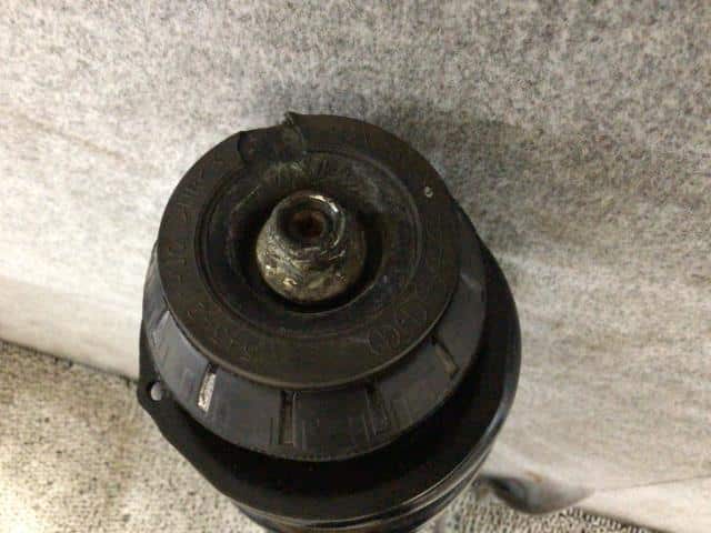 Front Right Strut Assembly NISSAN Note 2019 DAA-HE12 — photo 4