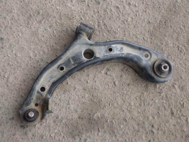 Front Left Lower Control Arm HONDA N-wgn 2016 DBA-JH1 — photo 1