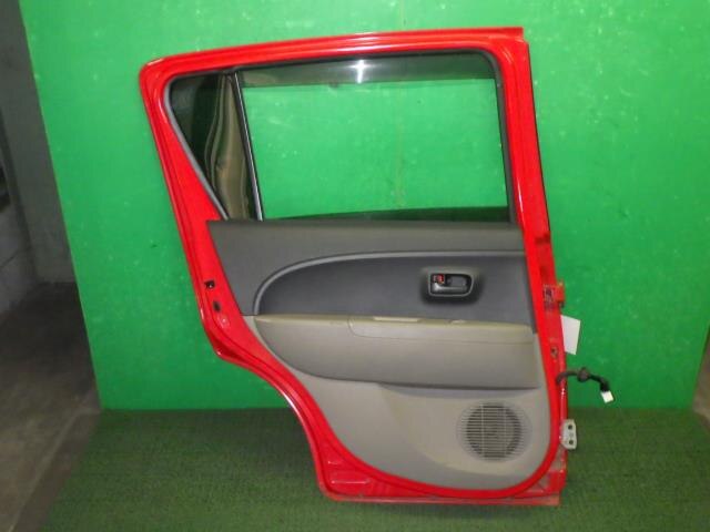 Rear Left Door Assembly TOYOTA Passo 2004 DBA-QNC10 — photo 2