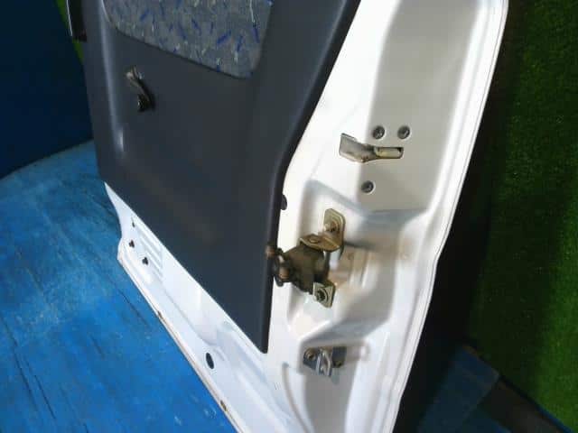Rear Right Door Assembly HONDA Vamos 1999 GF-HM1 — photo 7