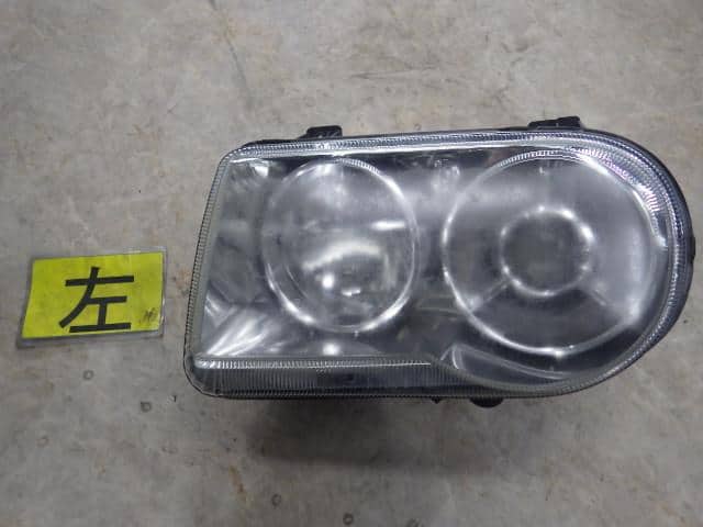 Left Headlight CHRYSLER Chrysler 300c 2008 GH-LX57 — photo 1