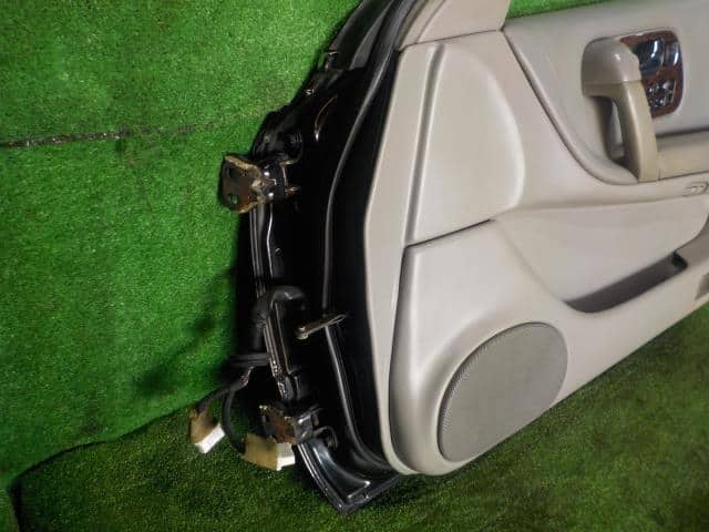 Front Right Door Assembly NISSAN Infiniti q45 1997 E-G50 8010068U30 — photo 3