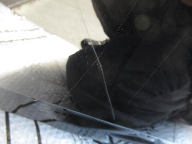 Front Right Door Panel TOYOTA Noah 6AA-ZWR90 — photo 6