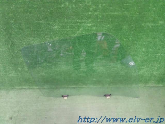 Front Right Door Windshield HINO Dutro 2002 KK-XZU412Mã€å¤§åž‹å•†å“ã€‘ 6810137130 — photo 1
