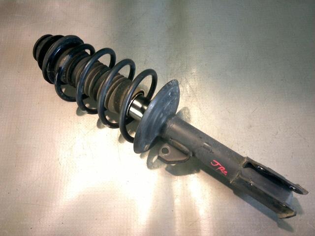 Front Left Strut TOYOTA Ractis 2007 DBA-SCP100 — photo 1