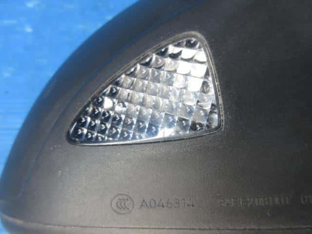 Right Side Mirror VOLKSWAGEN Golf 2010 DBA-1KCBZ — photo 6