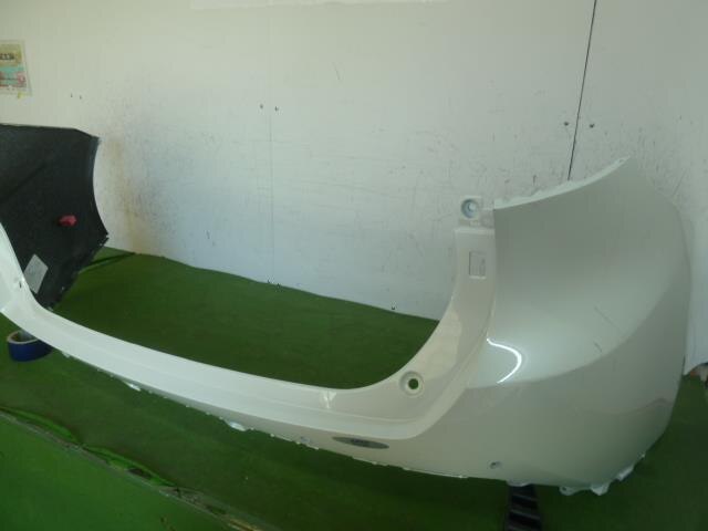 Rear Bumper Assembly TOYOTA Harrier 2020 6AA-AXUH80 — photo 3
