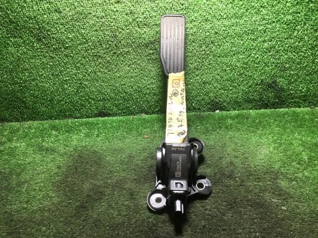 Engine Parts HONDA 2021 6BA-GK8 — photo 1