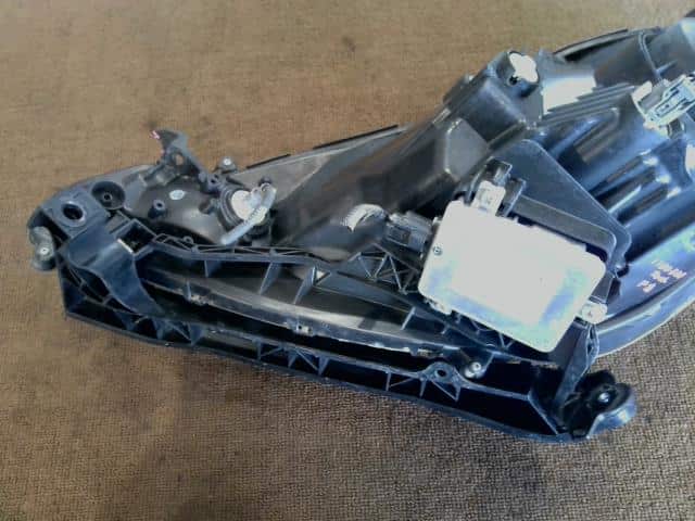 Right Headlight HONDA Fit 2011 DBA-GE6 — photo 8