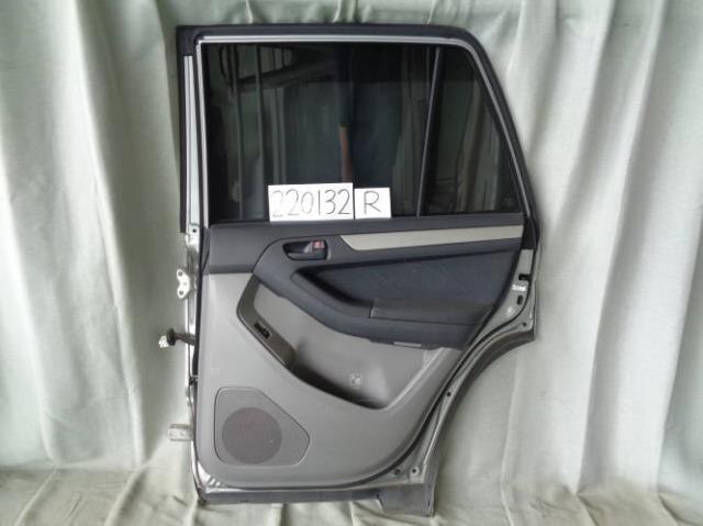 Rear Right Door Assembly TOYOTA Hilux Surf 2006 CBA-TRN215 — photo 3