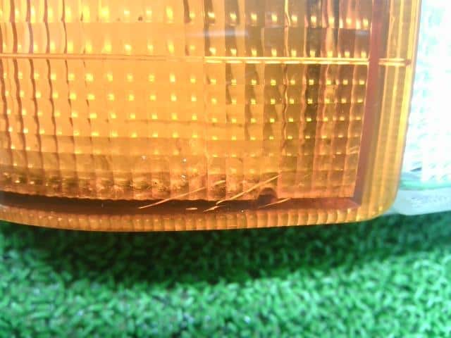 Right Headlight TOYOTA Crown Comfort 2002 TA-YXS10 8113043011 — photo 4