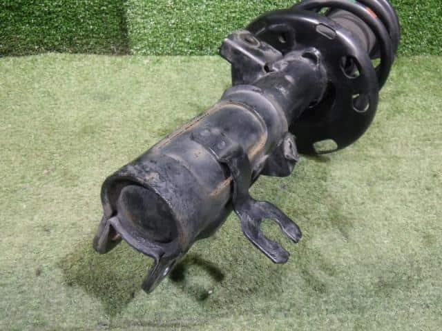 Front Left Strut MAZDA Atenza 2014 LDA-GJ2FW GHT634700A — photo 4