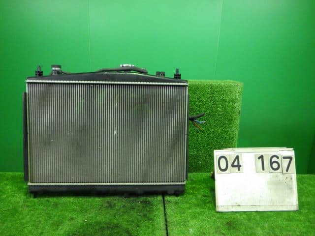 Radiator NISSAN Cube 2012 DBA-Z12 — photo 1