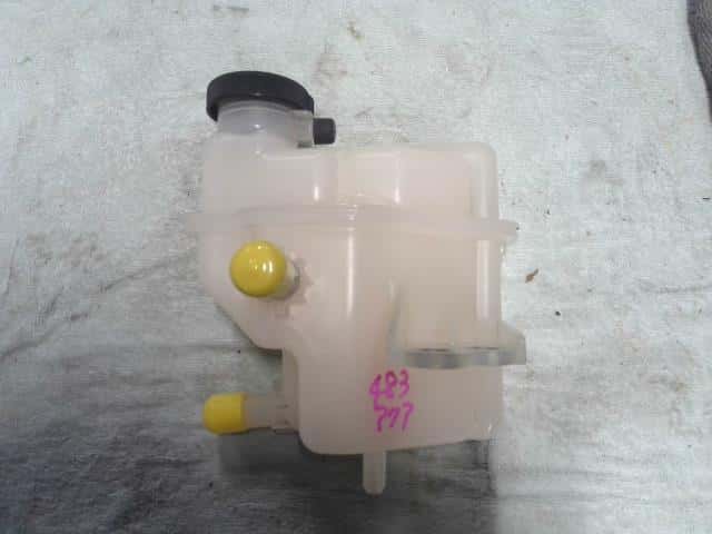 Hybrid Parts TOYOTA Aqua 2012 DAA-NHP10 — photo 1