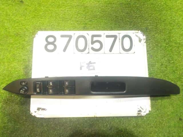 Power Window Switch DAIHATSU Move 2008 CBA-L185S — photo 1