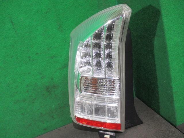 Left Tail Light TOYOTA Prius 2009 DAA-ZVW30 — photo 1