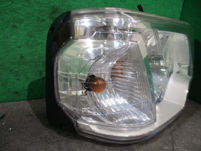 Right Headlight MITSUBISHI Minicab 2012 GBD-U62 — photo 4
