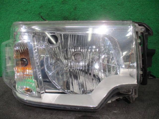 Right Headlight MITSUBISHI Minicab 2012 GBD-U62 — photo 1