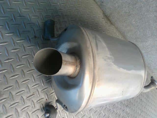 Rear Muffler HONDA Fit 2017 DAA-GP5 — photo 2