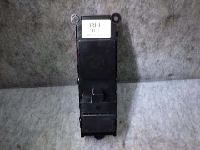 Power Window Switch SUZUKI Swift 2013 DBA-ZC72S 3799071L21 — photo 2