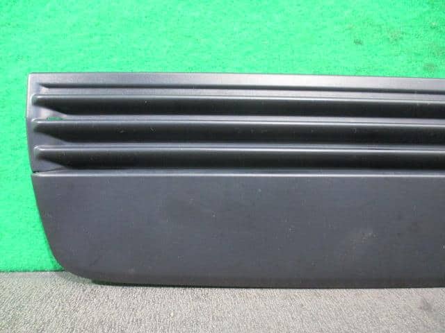 Radiator Grille SUBARU Sambar 2002 LE-TT2 — photo 2