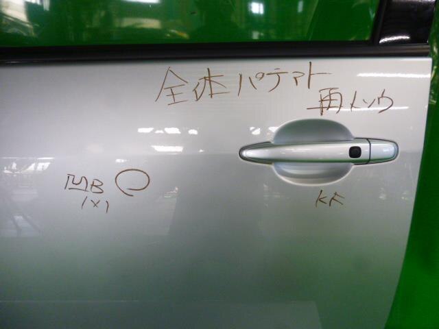 Front Left Door Assembly TOYOTA Estima 2008 DBA-ACR50 — photo 2
