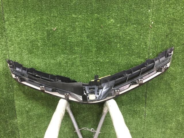 Radiator Grille TOYOTA Estima 2010 DBA-ACR50 — photo 3