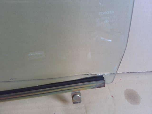 Rear Left Door Windshield TOYOTA Comfort 2001 TA-YXS11 — photo 3